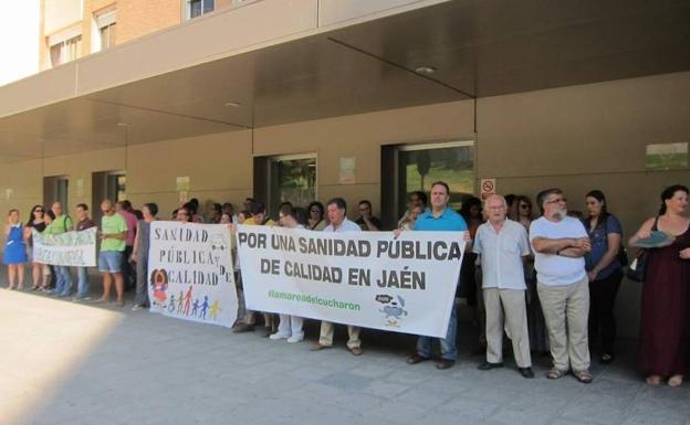 La Plataforma por la Sanidad Pública y de Calidad de Jaén vuelve a salir a la calle