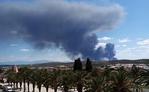 El aire de Espeluy está limpio cinco días después del incendio