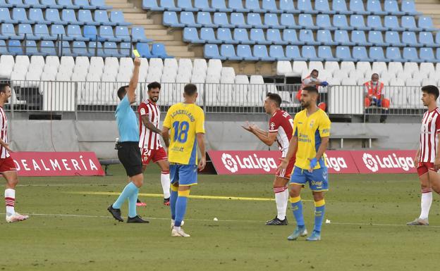 'Guti': «Me sorprende que el árbitro pida tan insistente que el VAR revise el gol de Juan Muñoz»