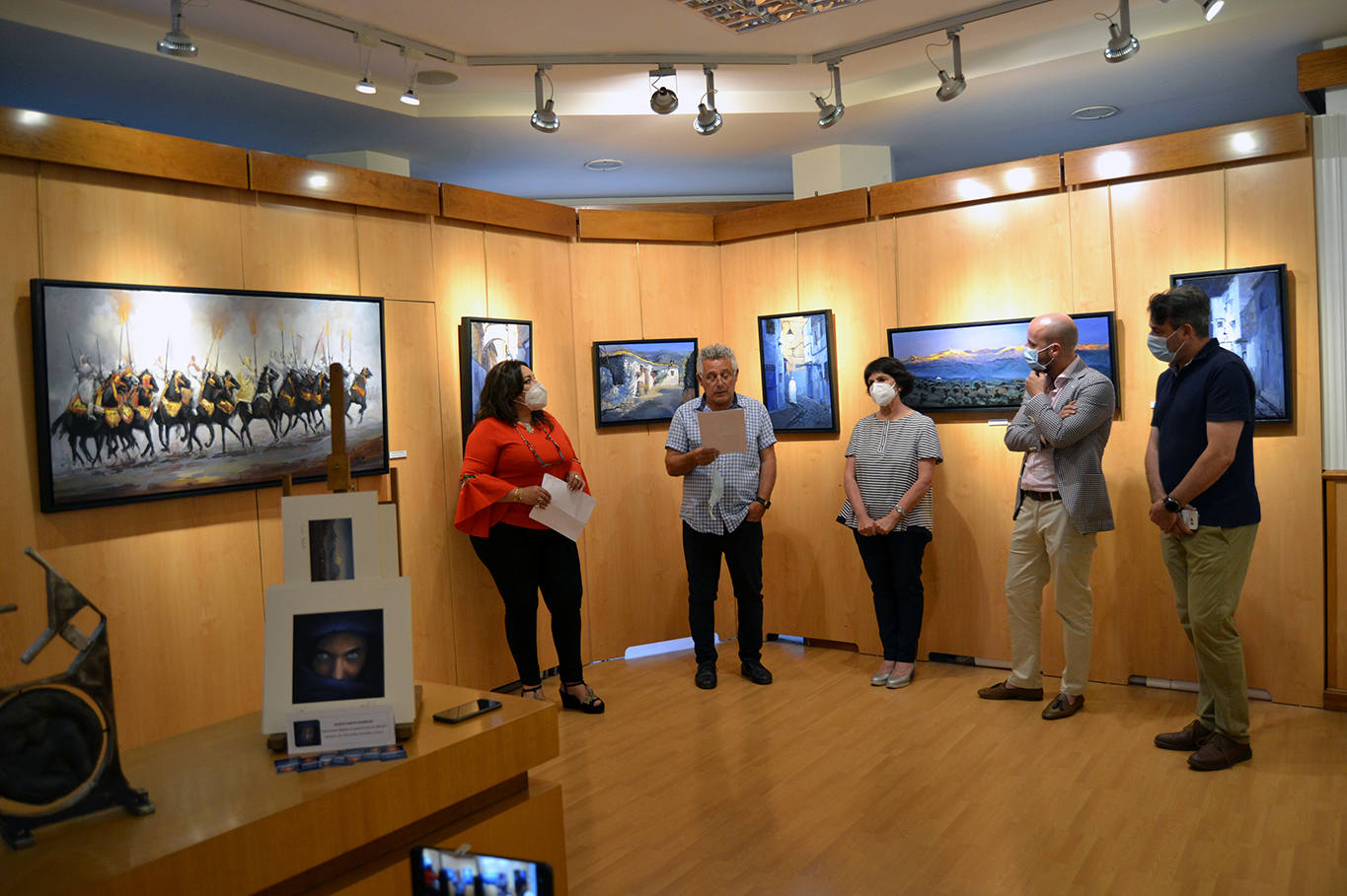 Granada y Chauen, protagonistas de la exposición de Jacinto García Rodríguez
