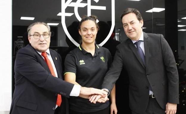 El Granada Femenino confirma la marcha de María Valenzuela