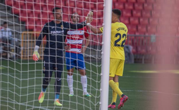 Soldado pudo adelantar al Granada a los tres minutos