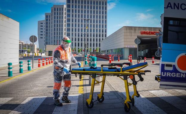 Salud confirma un pequeño brote en Granada con diez personas contagiadas