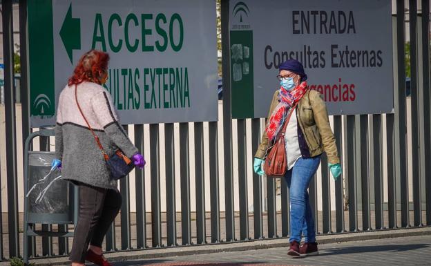 Salud confirma tres nuevos contagios en Granada en el último día