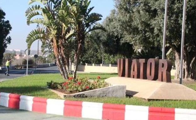 Viator prohíbe los actos públicos y hogueras en la noche de San Juan