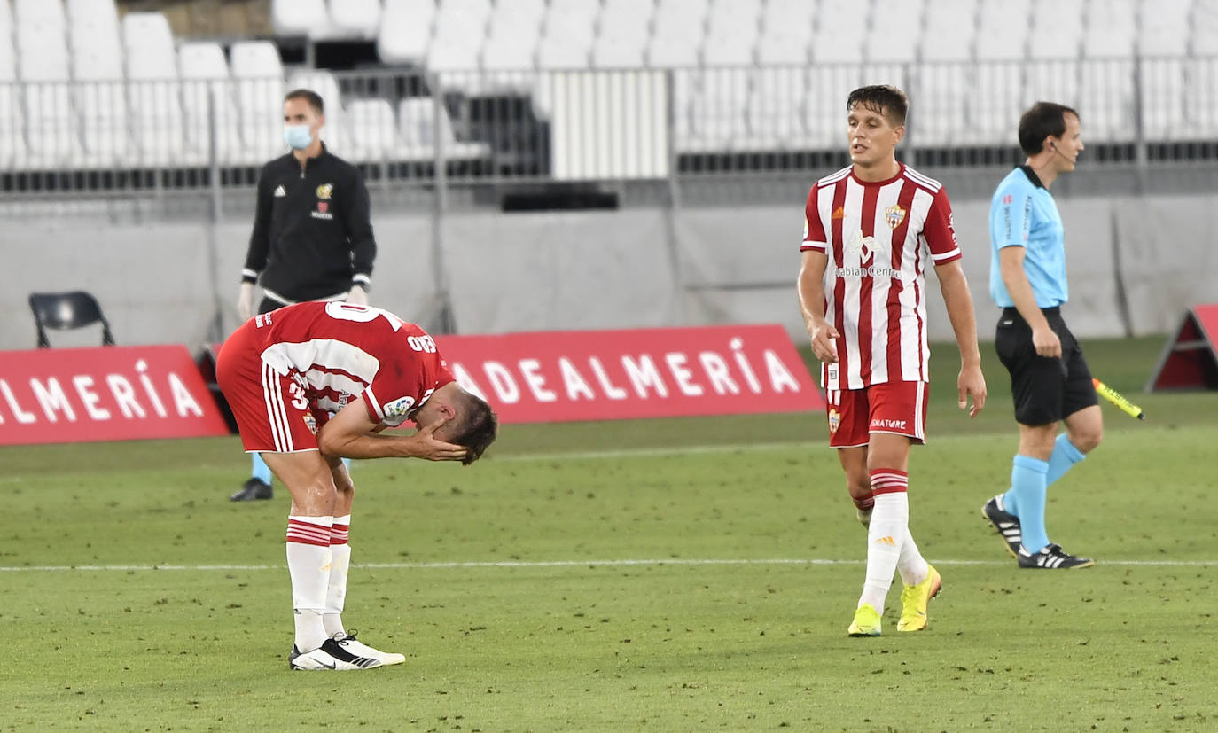Corpas lamenta «otra oportunidad» para que el Almería se acerque al ascenso directo
