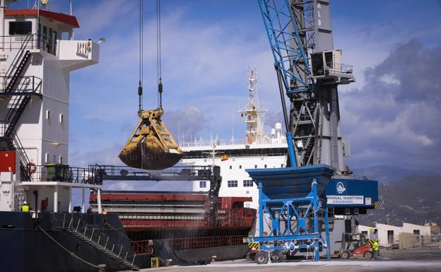 El puerto moviliza 305 millones de euros en mercancías durante el estado de alarma