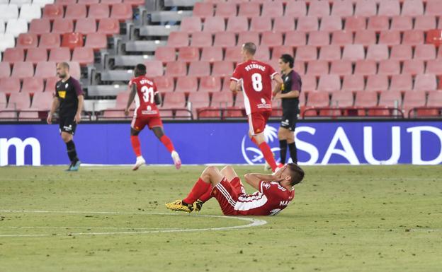 El Almería encuentra el gol por creer