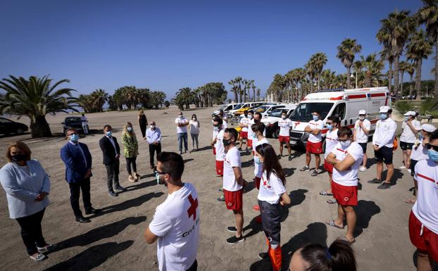 Una treintena de socorristas vigilará las playas motrileñas hasta septiembre