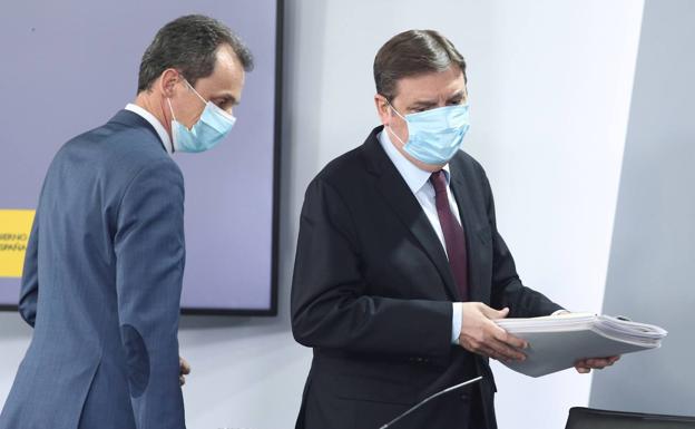 El ministro de Agricultura visita este lunes Jaén, con la crisis del olivar en ebullición