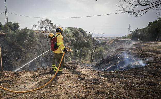 Apagado el incendio de Jun-Pulianillas