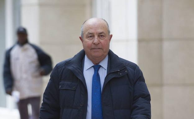 La jueza deja a un paso del juicio a José Torres Hurtado e Isabel Nieto por el caso de sus pisos