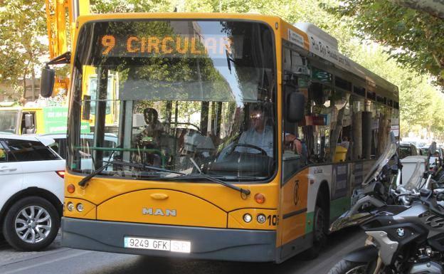 Autobuses Castillo se prepara para ir a los tribunales tras la anulación del contrato de los urbanos