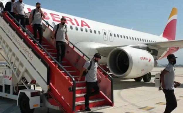 El Real Madrid tira de talonario para volar de madrugada fuera del horario del aeropuerto de Granada