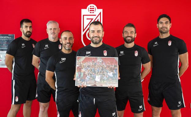 De vuelta a la isla del último ascenso