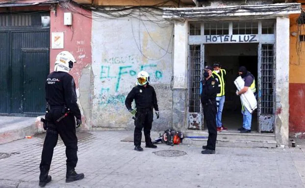 La Oscura Historia Del Hotel Luz Un Simbolo De La Cara Oculta Y Olvidada De Granada Ideal