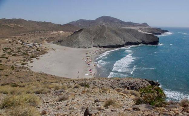Almería, tercera provincia de Andalucía más deseada por los turistas este verano