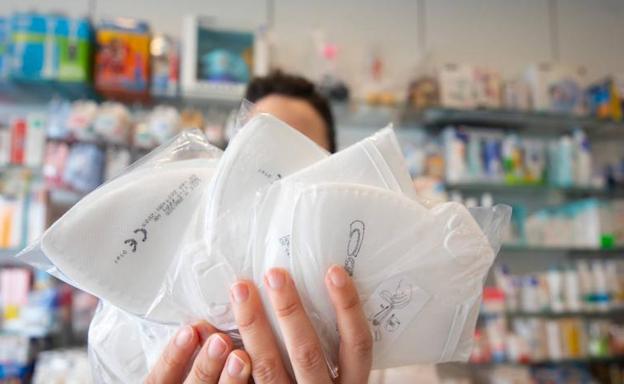 El pueblo español que ha prohibido comer pipas y chucherías en la calle para frenar el coronavirus