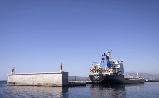 Buscan a dos hombres de Marbella que salieron a pescar desde Motril