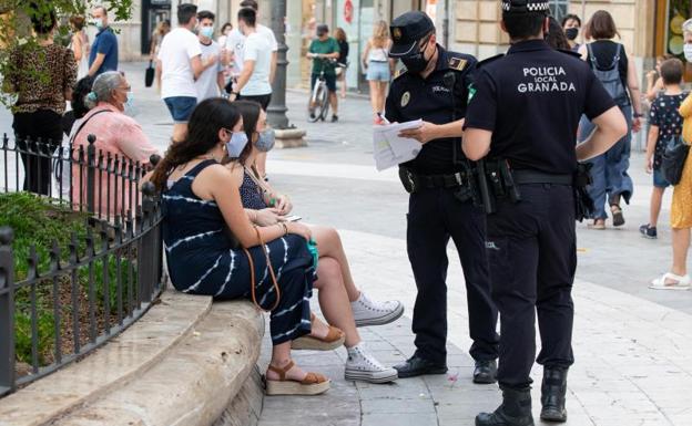 Granada registra tres brotes nuevos pero supera dos focos activos