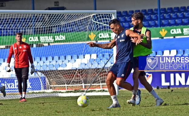 El Linares Deportivo está a 90 minutos de ascender