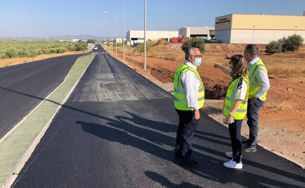 Acometen el demandado arreglo del acceso al Polígono de Guarromán, con la ITV y multitud de empresas