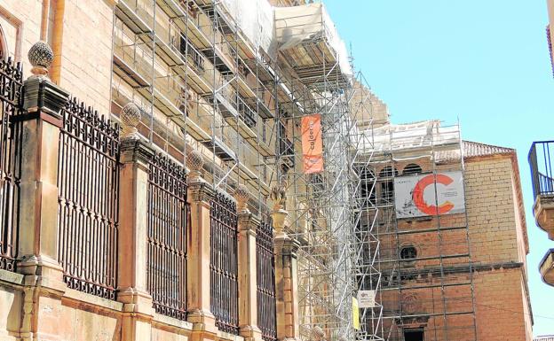 Tras el inesperado arreglo del tejado de la Catedral, aguardará la fachada