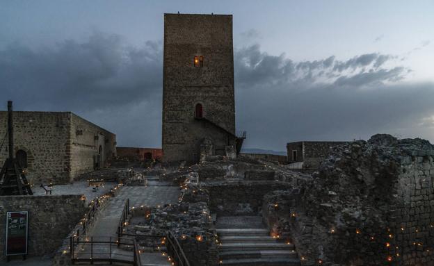 'A Jaén, a vivir experiencias' incluye más de 40 actos en lugares naturales