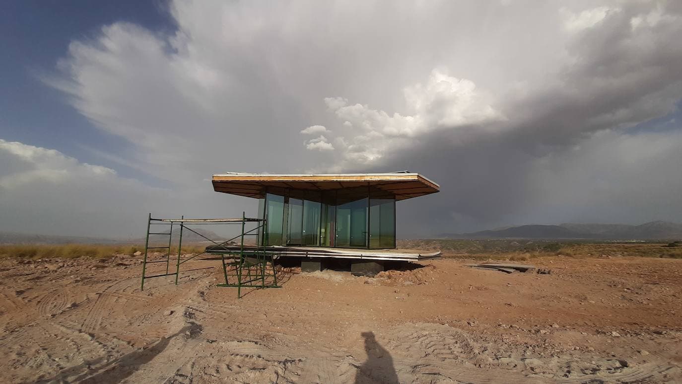 La futurista 'Casa del Desierto' se muda pero sin salir de Gorafe | Ideal