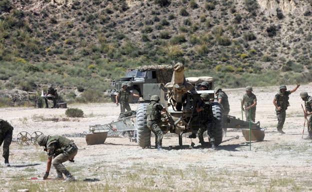 Fallece un legionario en un accidente con un vehículo militar en el campo de maniobras de Viator