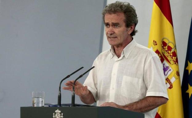 Simón reconoce que el estado de alarma «sigue estando sobre la mesa y puede no ser igual al anterior»