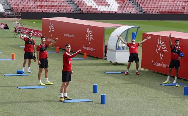 El Almería recibe un negativo muy positivo antes de concentrarse