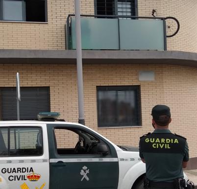 Detenido en Viator tras escalar la fachada de un edificio y entrar a robar en dos viviendas