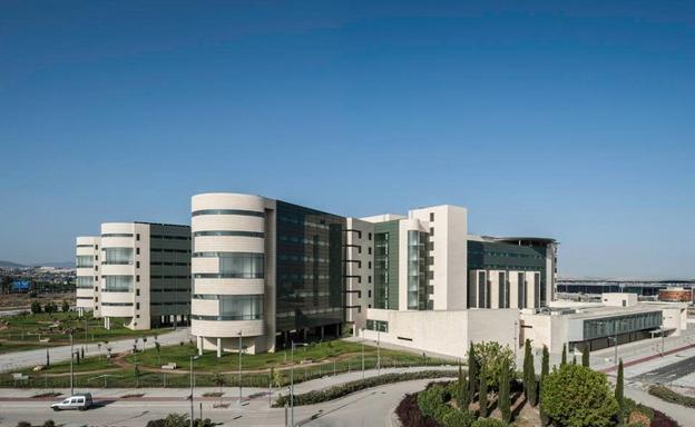 Un hombre es trasladado al hospital tras explotar una caldera en Gójar