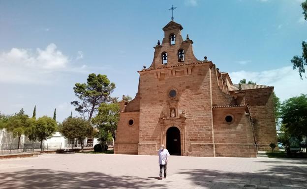 La Banda 'Linarejos Coronada' se estrena junto a la patrona de Linares