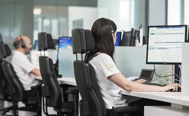 Las llamadas al 112 por accidentes de tráfico caen casi un tercio en Almería en la primera mitad del año