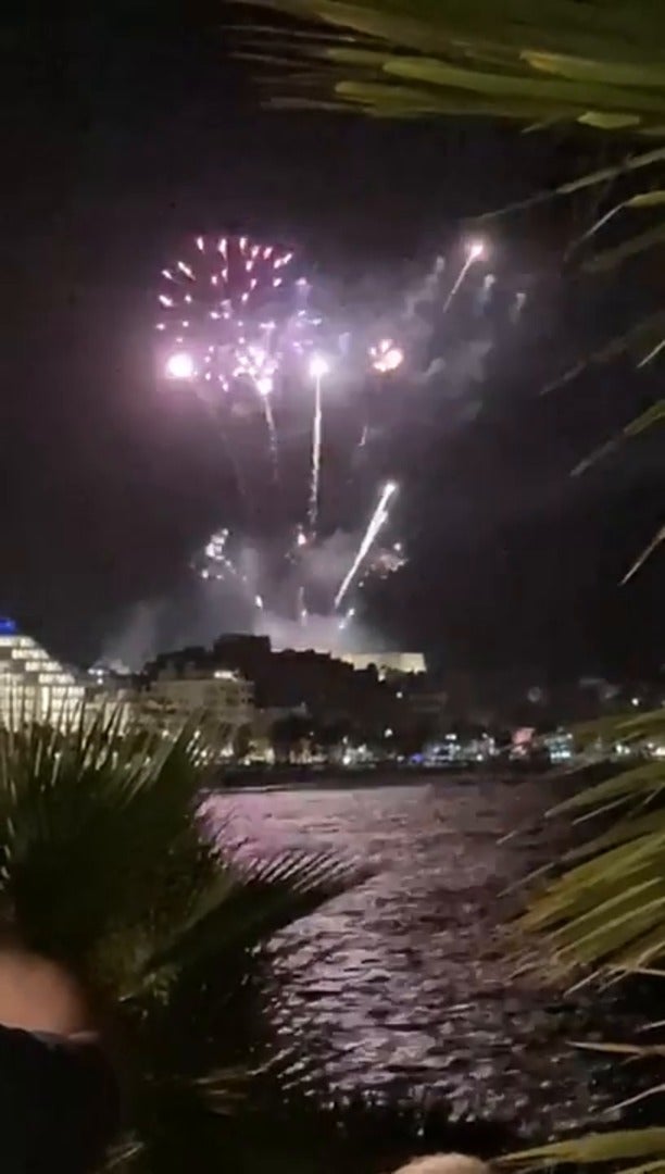 Fuegos artificiales desde el castillo de San Miguel de Almuñécar