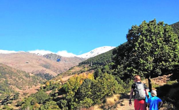 Senderos y tradición gastronómica en Canjáyar