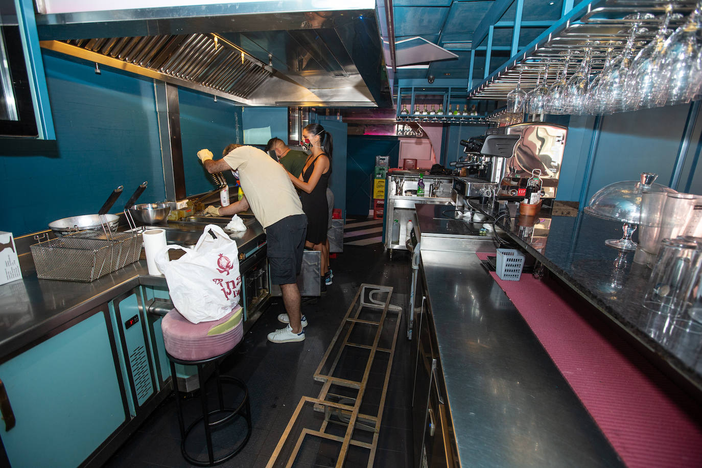 Del café a los tacos mejicanos: pubs de Granada se reinventan con comida para evitar el cierre