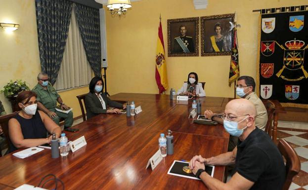 Margarita Robles: «La Legión demuestra que tiene un presente digno de elogio»