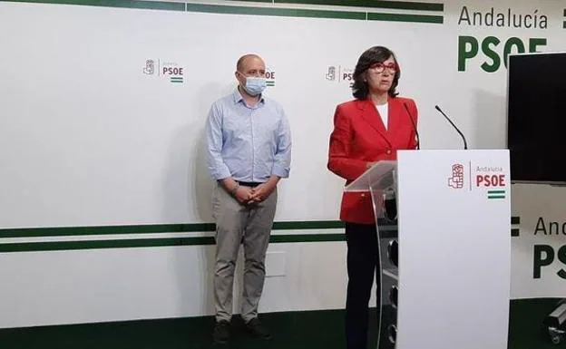 El PSOE llevará a la Fiscalía a la Junta por «negarse hacer PCR» a inmigrantes que llegan en pateras