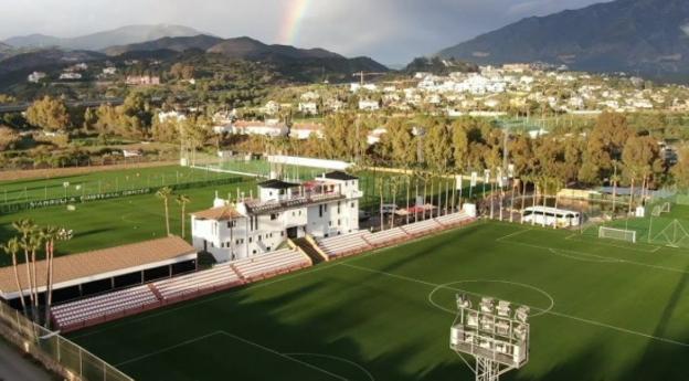 Marbella espera a un Almería más 'tranquilo' un año después