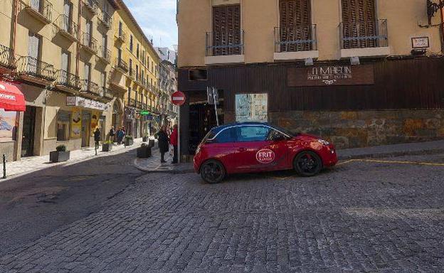Las obras de arreglo del firme en la calle Álamos comenzará en lunes
