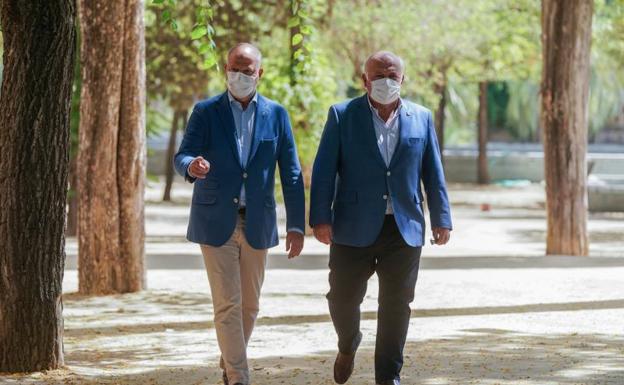 Andalucía pide que en la vuelta al cole, presencial y en las fechas previstas, no haya distancia de seguridad en el aula