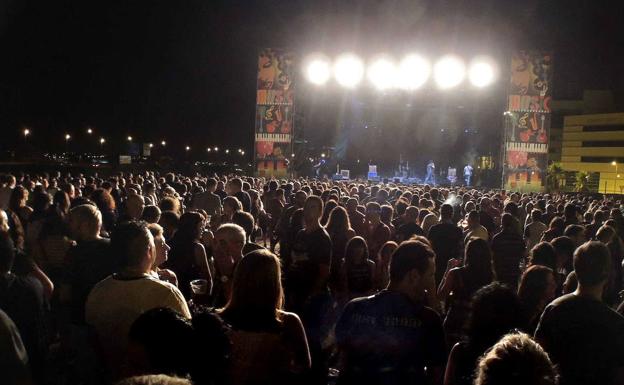 Los festivales tocan a retirada