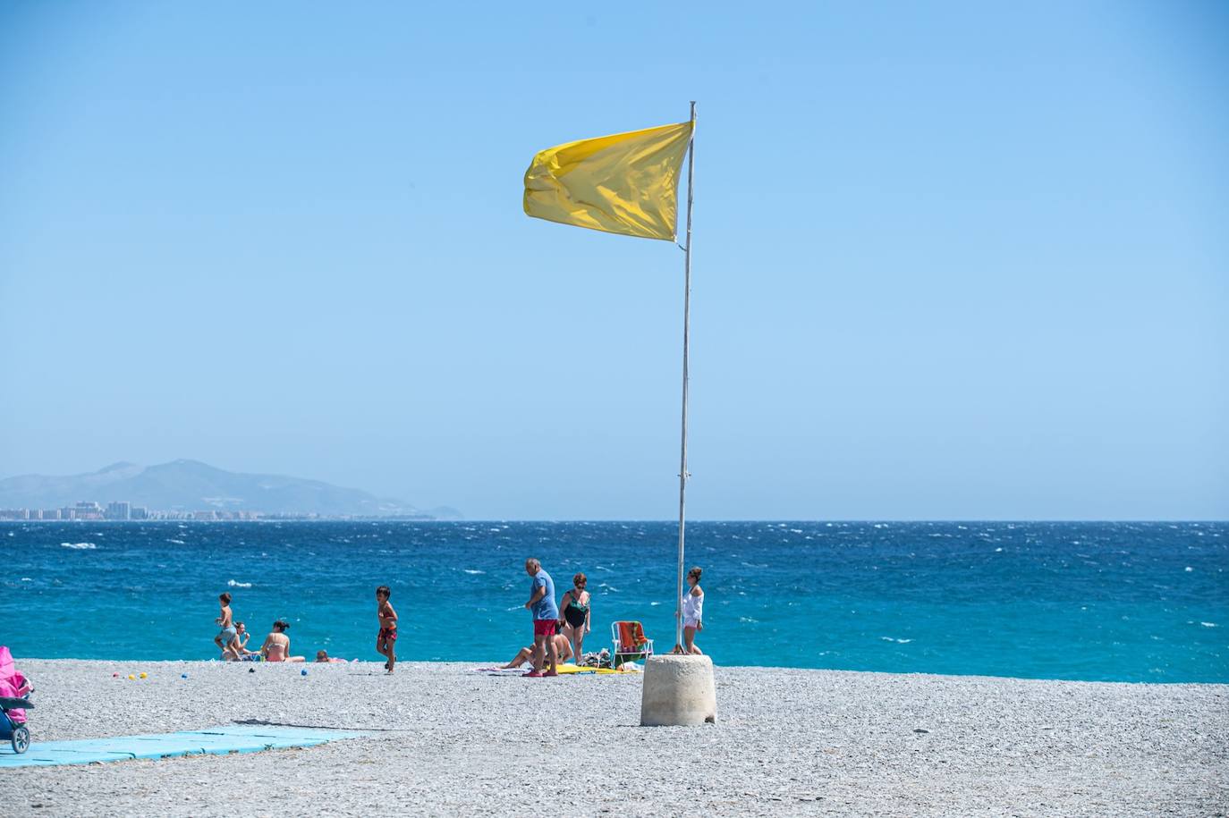 El temporal, protagonista del último fin de semana de agosto en las playas granadinas