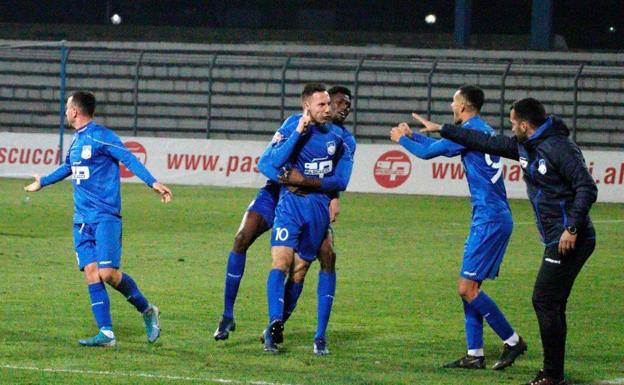 Teuta-Granada, primer partido europeo en la historia rojiblanca