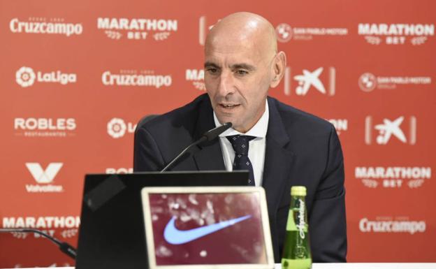 Monchi asegura que Carlos Fernández y Pozo «son dos jugadores más de la plantilla» del Sevilla