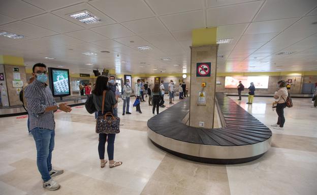 Granada afronta un otoño con las comunicaciones por tierra y aire bajo mínimos