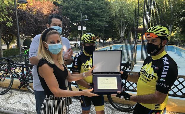 Maracena homenajea a Miguel Ángel Martínez en el 30 aniversario de su subida al mítico Tourmalet